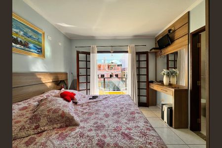 Casa à venda com 195m², 3 quartos e 7 vagasSuite 1