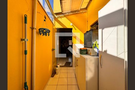 Casa à venda com 195m², 3 quartos e 7 vagasLavanderia