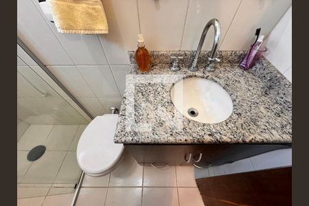 Casa à venda com 195m², 3 quartos e 7 vagasBanheiro da Suíte 3