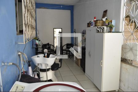 Casa à venda com 227m², 2 quartos e 1 vagaÁrea de Serviço