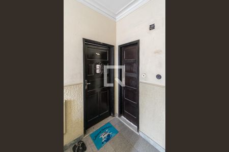 Apartamento para alugar com 63m², 2 quartos e sem vagaÁrea comum - Entradas do imóvel