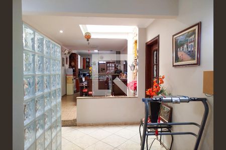 Casa para alugar com 304m², 3 quartos e 4 vagasLavabo