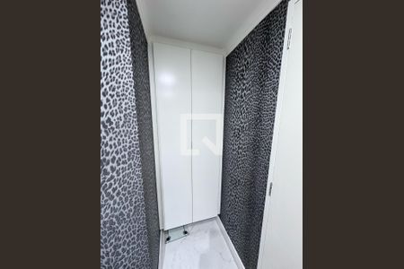 Apartamento à venda com 84m², 2 quartos e 2 vagasArmário banheiro social