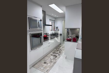 Apartamento à venda com 84m², 2 quartos e 2 vagasCozinha