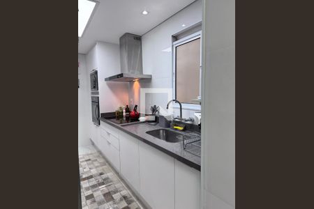 Apartamento à venda com 84m², 2 quartos e 2 vagasCozinha