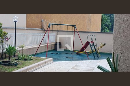 Apartamento à venda com 84m², 2 quartos e 2 vagasÁrea comum - Playground