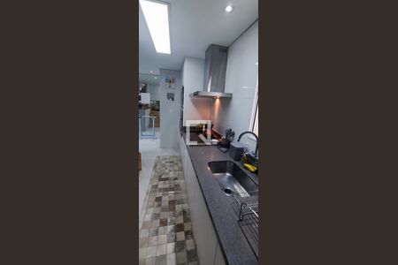 Apartamento à venda com 84m², 2 quartos e 2 vagasCozinha