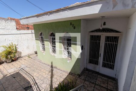 Casa à venda com 150m², 4 quartos e sem vaga Casa à venda com 150m², 4 quartos e sem vagaQuintal