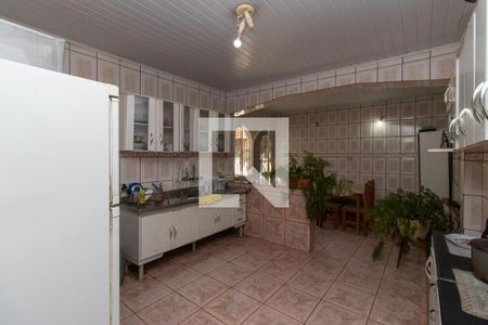 Casa à venda com 150m², 4 quartos e sem vaga Casa à venda com 150m², 4 quartos e sem vagaCozinha