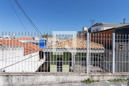 Casa à venda com 150m², 4 quartos e sem vaga Casa à venda com 150m², 4 quartos e sem vagaFachada