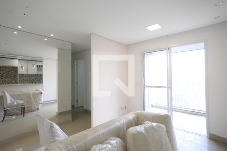 Sala de apartamento para alugar com 3 quartos, 70m² em Jardim Celeste, São Paulo