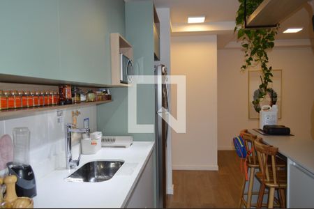 Cozinha de apartamento à venda com 2 quartos, 105m² em Vila Dom Pedro I, São Paulo