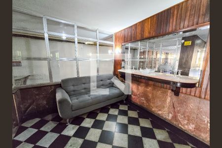 Apartamento à venda com 60m², 3 quartos e sem vaga Apartamento à venda com 60m², 3 quartos e sem vagaHall de entrada