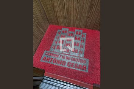 Apartamento à venda com 60m², 3 quartos e sem vaga Apartamento à venda com 60m², 3 quartos e sem vagaElevador