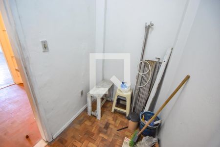 Apartamento à venda com 60m², 3 quartos e sem vaga Apartamento à venda com 60m², 3 quartos e sem vagaQuarto de Serviço