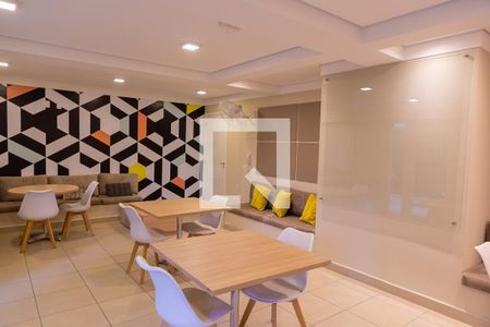 Apartamento à venda com 32m², 1 quarto e sem vagaÁrea comum - Salão de festas