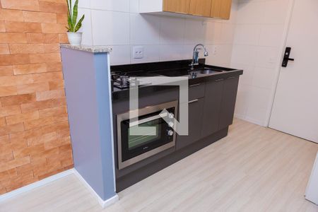 Sala/Cozinha e Área de Serviço de apartamento à venda com 1 quarto, 32m² em Vila Penteado, São Paulo