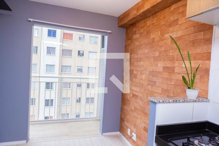 Sala/Cozinha e Área de Serviço de apartamento à venda com 1 quarto, 32m² em Vila Penteado, São Paulo