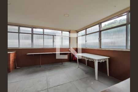 Apartamento à venda com 65m², 2 quartos e 2 vagas Apartamento à venda com 65m², 2 quartos e 2 vagasÁrea comum - Salão de festas