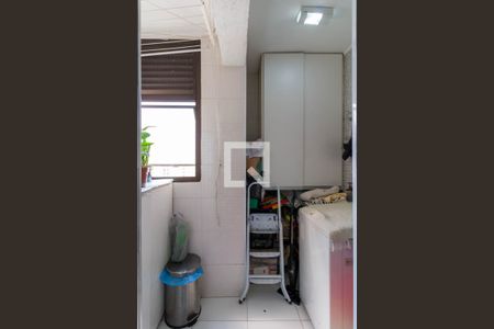Apartamento para alugar com 80m², 3 quartos e 1 vagaÁrea de Serviço