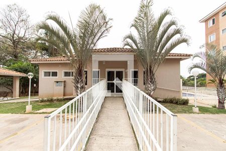 Apartamento para alugar com 47m², 2 quartos e 1 vaga Apartamento para alugar com 47m², 2 quartos e 1 vagaÁrea comum - Salão de festas