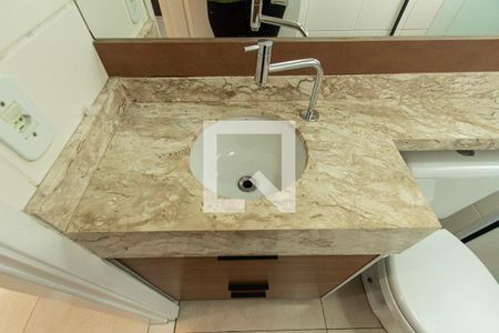 Apartamento para alugar com 47m², 2 quartos e 1 vaga Apartamento para alugar com 47m², 2 quartos e 1 vagaBanheiro