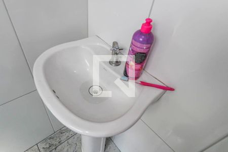 Casa para alugar com 45m², 2 quartos e sem vaga Casa para alugar com 45m², 2 quartos e sem vagaBanheiro