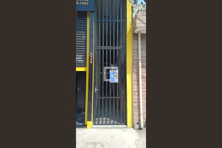 Casa para alugar com 45m², 2 quartos e sem vaga Casa para alugar com 45m², 2 quartos e sem vagaFachada