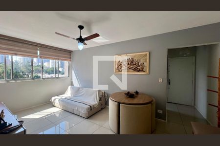 Apartamento à venda com 73m², 2 quartos e 1 vaga Apartamento à venda com 73m², 2 quartos e 1 vagaSala