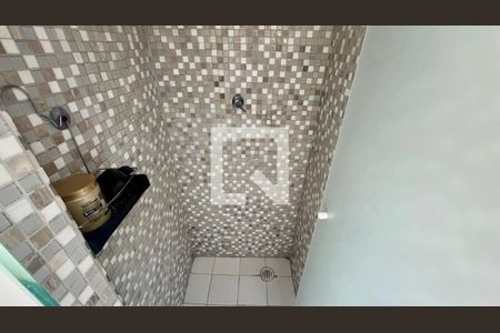 Apartamento à venda com 73m², 2 quartos e 1 vaga Apartamento à venda com 73m², 2 quartos e 1 vagaBanheiro 2