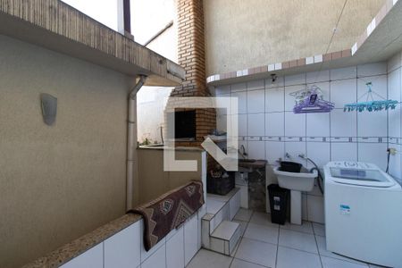 Casa à venda com 163m², 3 quartos e 2 vagasÁrea de Serviço