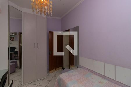 Casa à venda com 163m², 3 quartos e 2 vagasQuarto 2