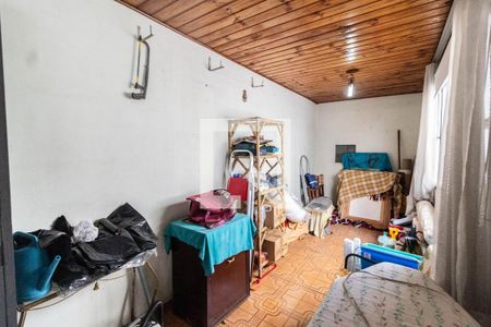 Casa à venda com 180m², 2 quartos e 2 vagas Casa à venda com 180m², 2 quartos e 2 vagasQuarto de serviço 2