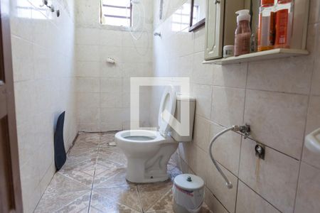 Casa à venda com 525m², 4 quartos e sem vaga Casa à venda com 525m², 4 quartos e sem vagaBanheiro Social 1