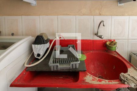 Casa à venda com 360m², 3 quartos e 2 vagasÁrea de Serviço casa 2