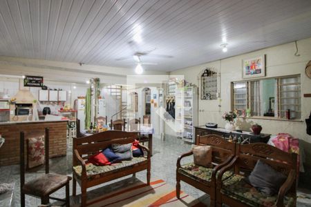 Casa à venda com 360m², 3 quartos e 2 vagasÁrea - casa 1