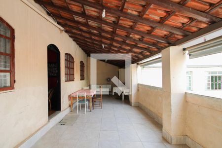 Casa à venda com 360m², 3 quartos e 2 vagasVaranda casa 2