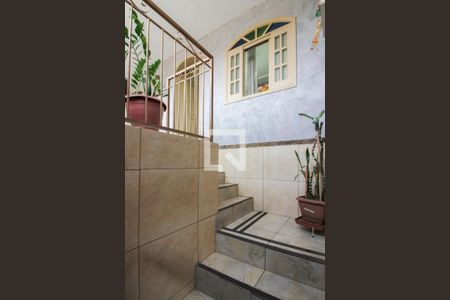 Casa à venda com 360m², 3 quartos e 2 vagasEntrada casa 1