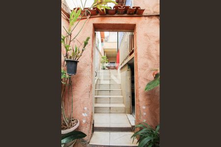 Casa à venda com 360m², 3 quartos e 2 vagasEntrada  casa 2