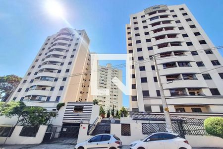 Apartamento à venda com 68m², 3 quartos e 2 vagasFachada