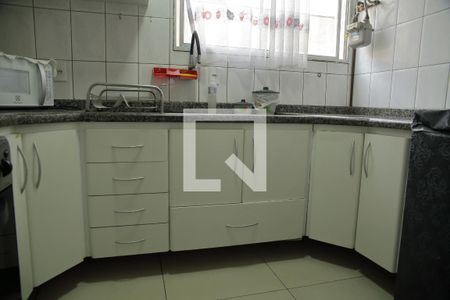 Apartamento à venda com 44m², 2 quartos e 1 vagaCozinha 