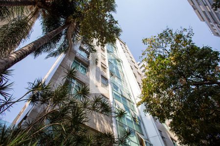 Apartamento para alugar com 60m², 1 quarto e 1 vaga Apartamento para alugar com 60m², 1 quarto e 1 vagaFachada