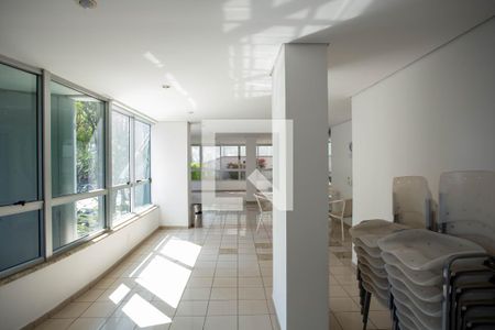 Apartamento para alugar com 60m², 1 quarto e 1 vaga Apartamento para alugar com 60m², 1 quarto e 1 vagaÁrea comum - Salão de festas