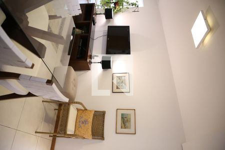 Apartamento para alugar com 69m², 3 quartos e 1 vagaSala