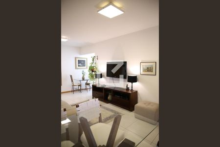 Apartamento para alugar com 69m², 3 quartos e 1 vagaSala