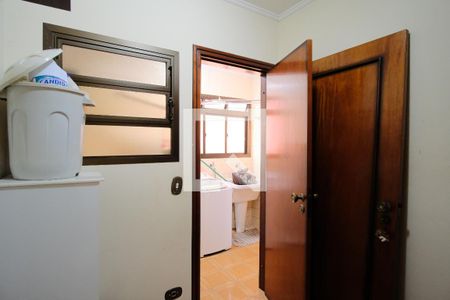 Apartamento para alugar com 130m², 3 quartos e 2 vagasQuarto de Serviço