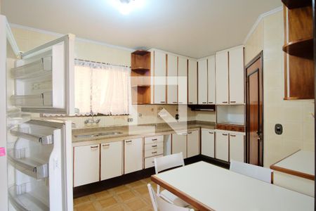 Apartamento para alugar com 130m², 3 quartos e 2 vagasCozinha