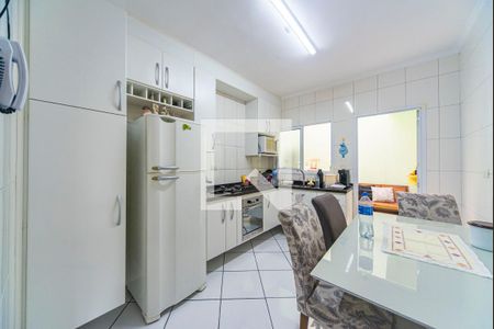 Casa de condomínio à venda com 140m², 3 quartos e 3 vagasCozinha 