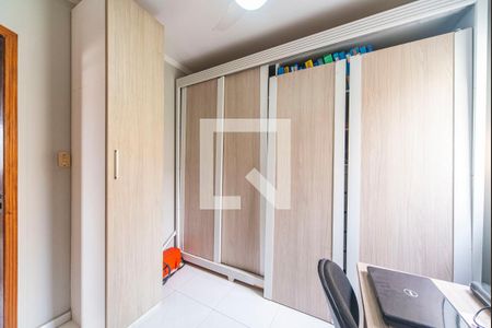 Casa de condomínio à venda com 140m², 3 quartos e 3 vagasQuarto 2