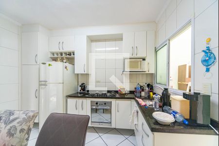 Casa de condomínio à venda com 140m², 3 quartos e 3 vagasCozinha 
